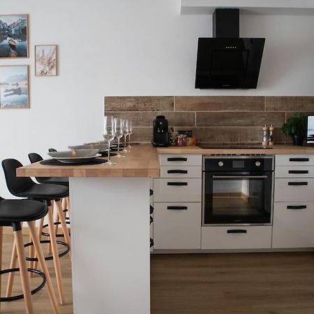 Luxury Apartment «Le Jurassien», Gex-Geneve Cessy Exterior foto